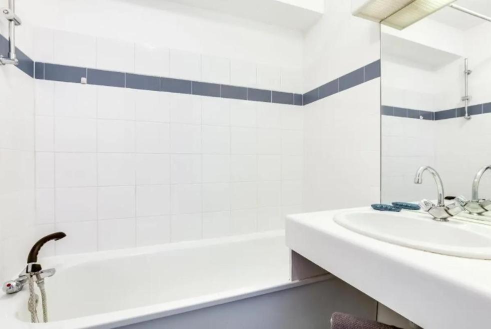 Citea Access - Affaires & Tourisme Avec Parking- La Defense & Saint Lazare Less 30 Minutes Homestay