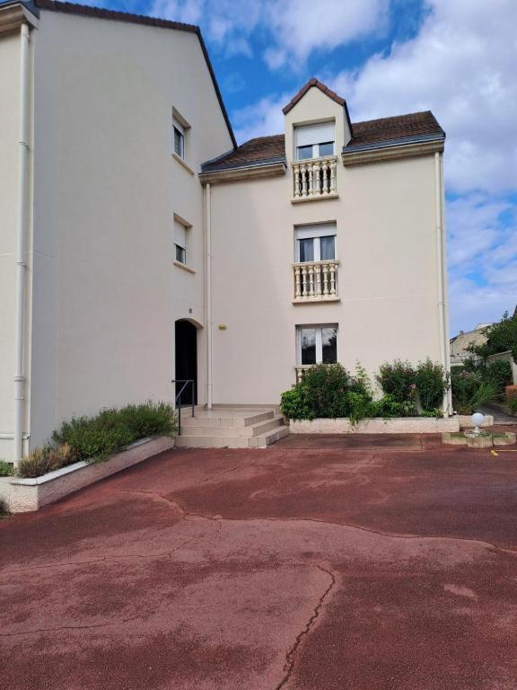Citea Access - Affaires & Tourisme Avec Parking- La Defense & Saint Lazare Less 30 Minutes * Poissy